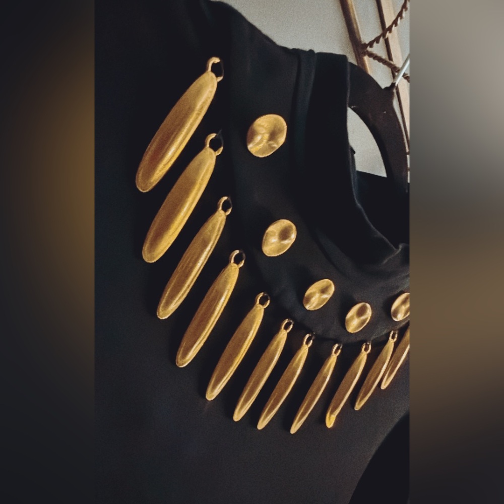 Vintage Mock Neck Top with Matte Gold Statement Embellishment | Rayon Knit | M